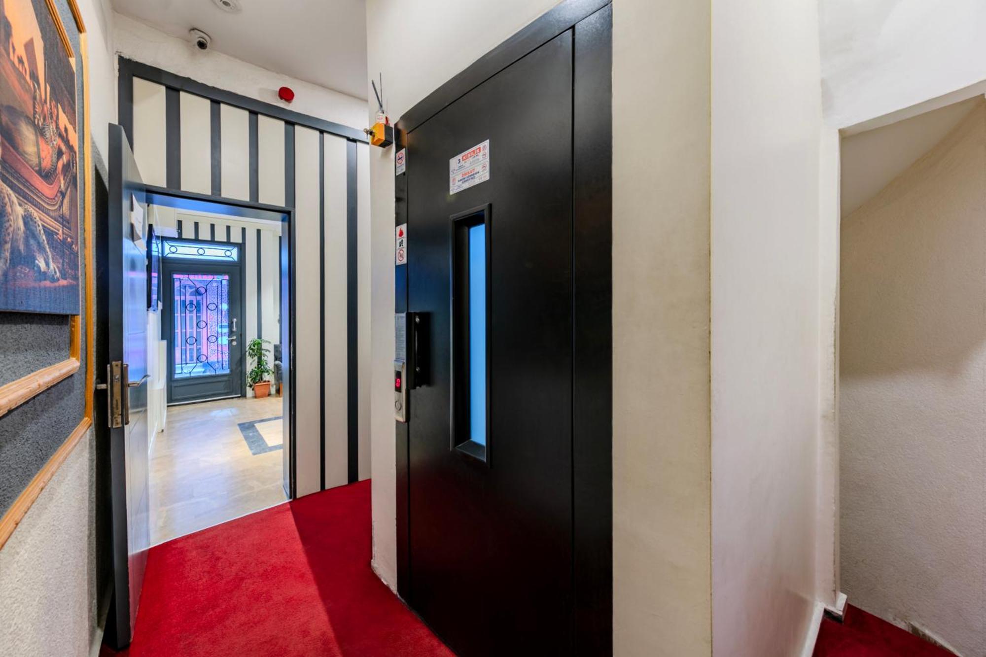 La Pazza Suites Istanbul Eksteriør billede
