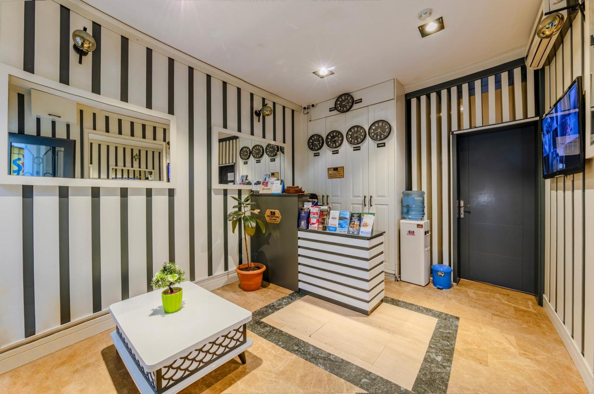 La Pazza Suites Istanbul Eksteriør billede