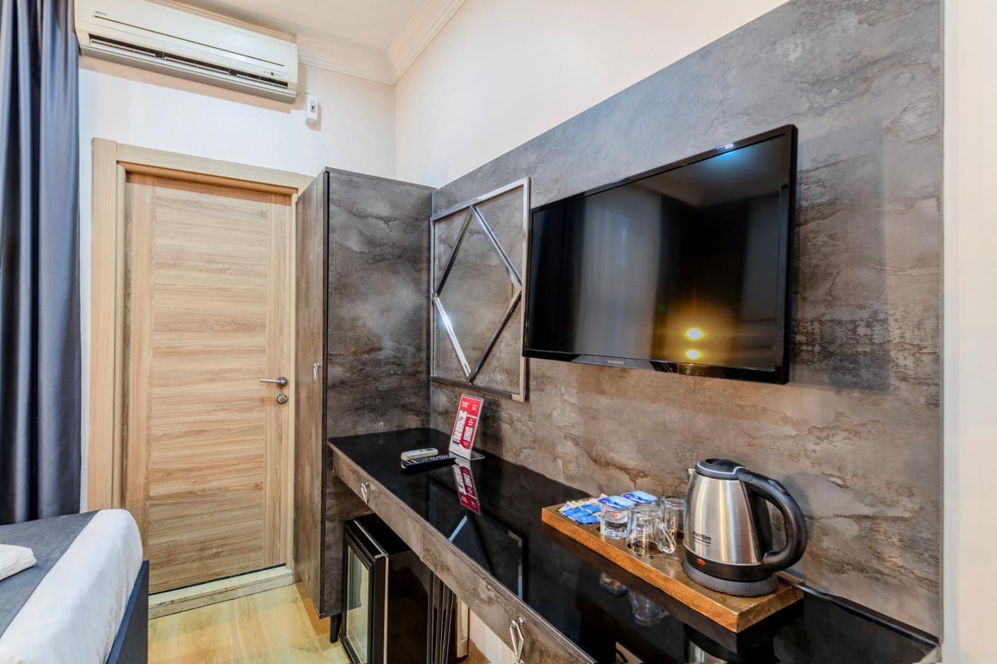 La Pazza Suites Istanbul Eksteriør billede