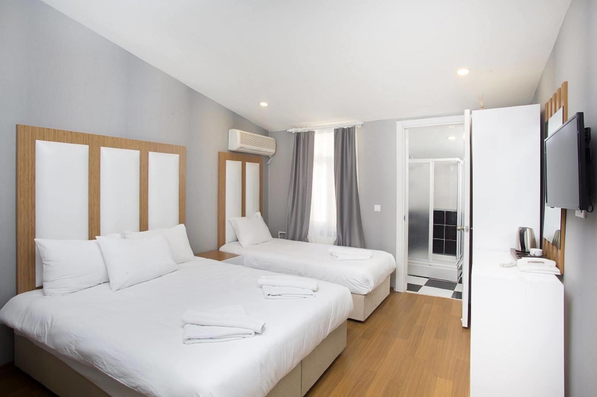 La Pazza Suites Istanbul Eksteriør billede
